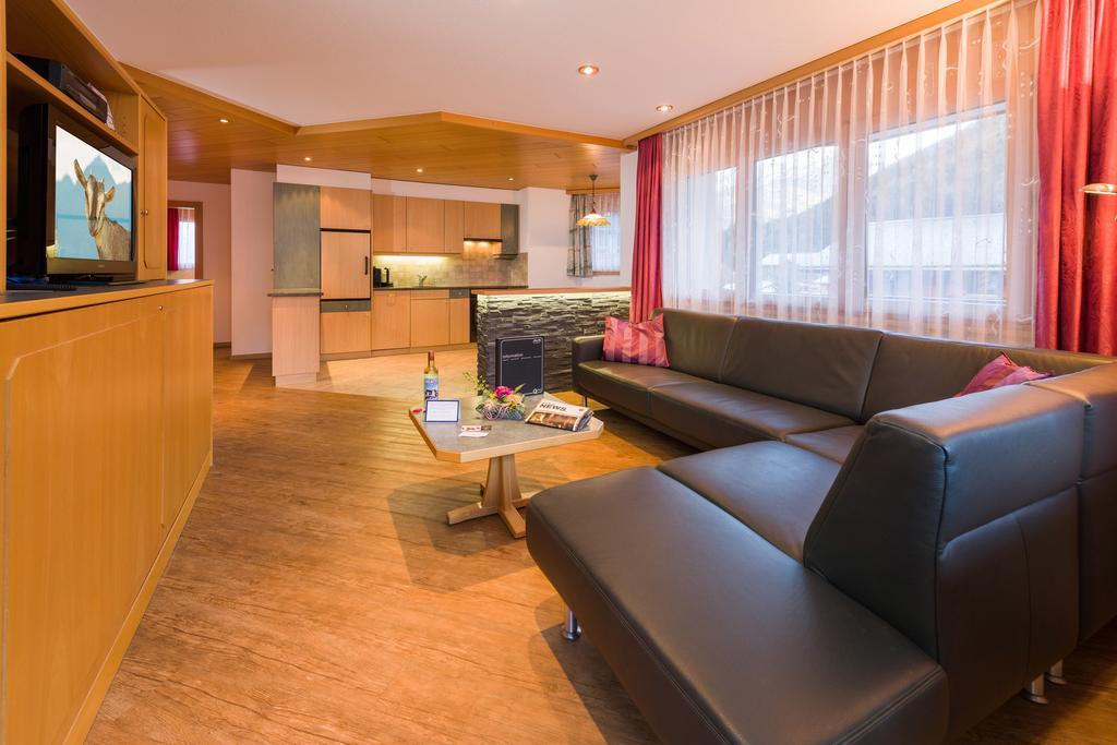 Helvetia Apartments Saas Fee Extérieur photo